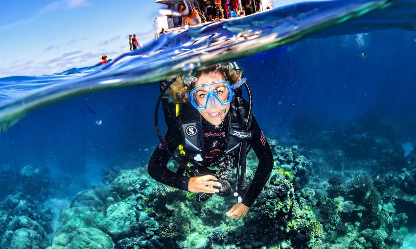 Great Barrier Reef Tour & Scenic Helicopter Flight Cairns