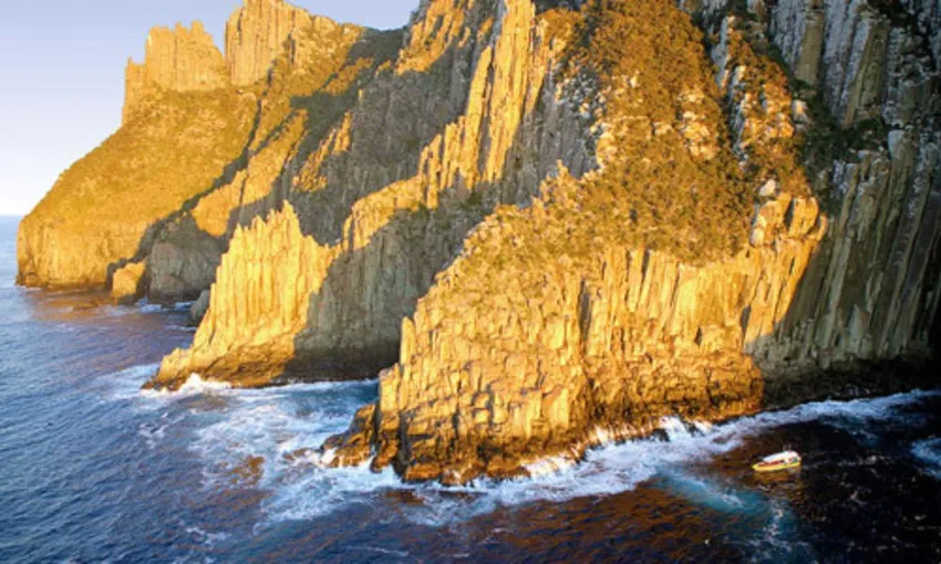 Tasman Island Cruise (Self Drive) | Experience Oz