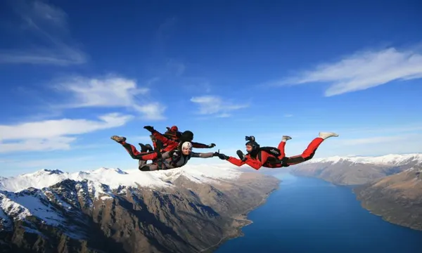 Queenstown Tandem Skydive 9,000ft