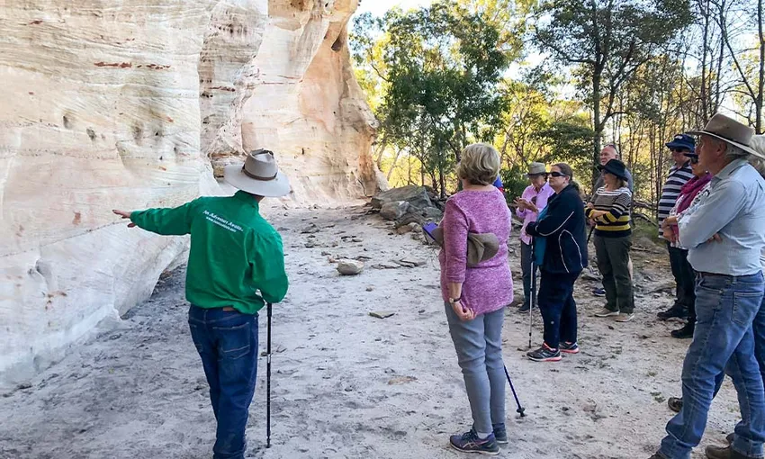 Discover Carnarvon Ranges - Book Now | Experience Oz
