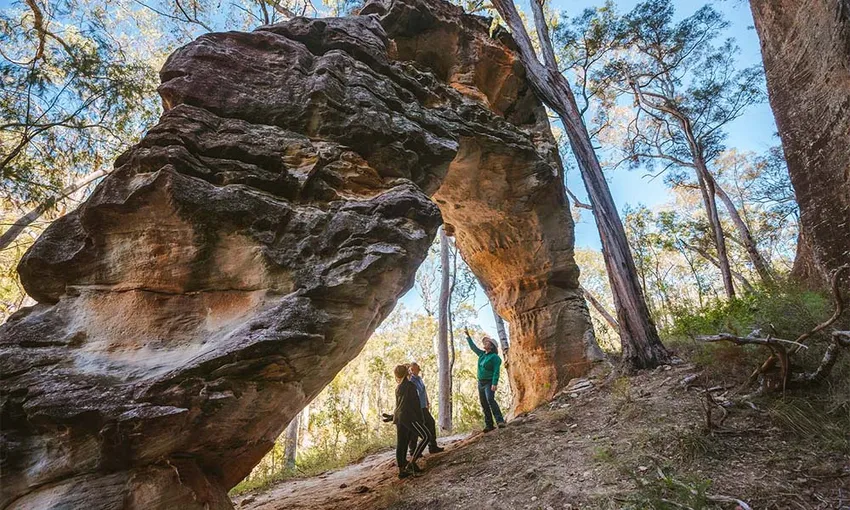 Discover Carnarvon Ranges - Book Now | Experience Oz