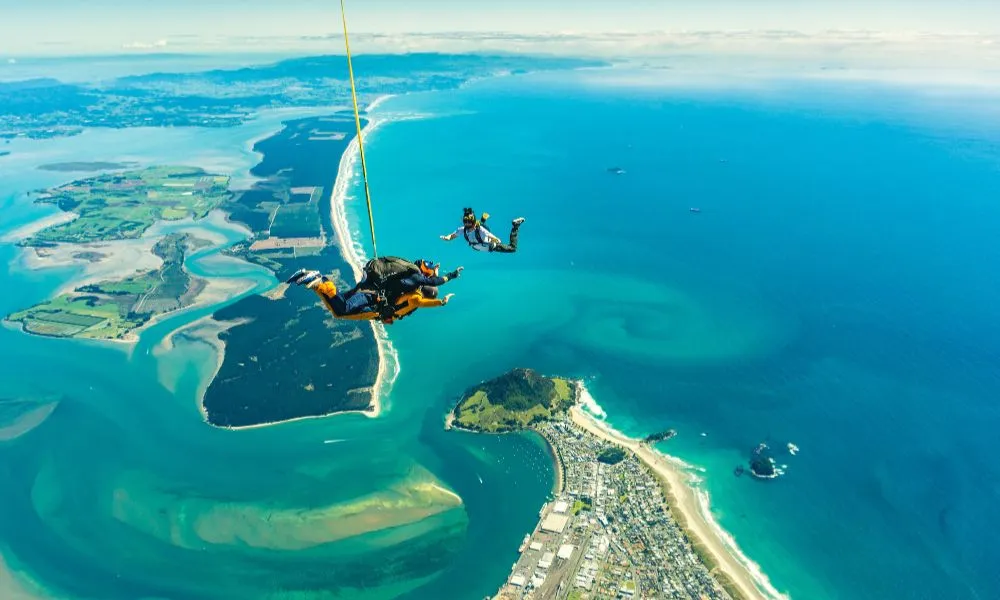 12,000ft Skydive Mount Maunganui Peninsula | Experience Oz + NZ-5