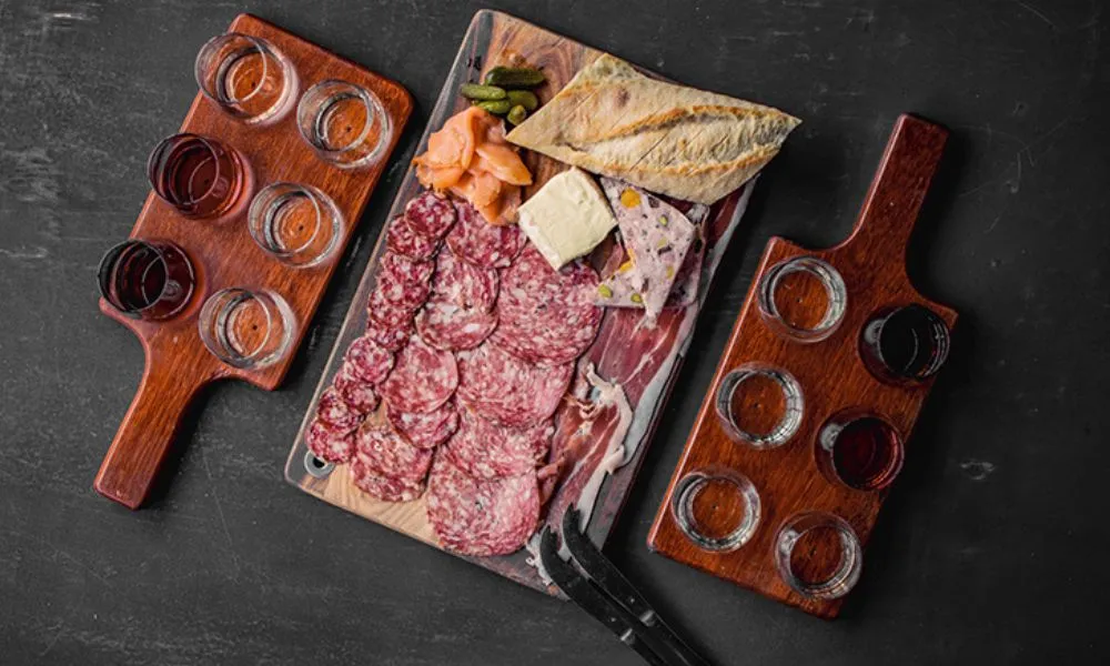 Bellarine Estate Texas BBQ Lunch with Glass of Wine - For 2 | Experience Oz-5