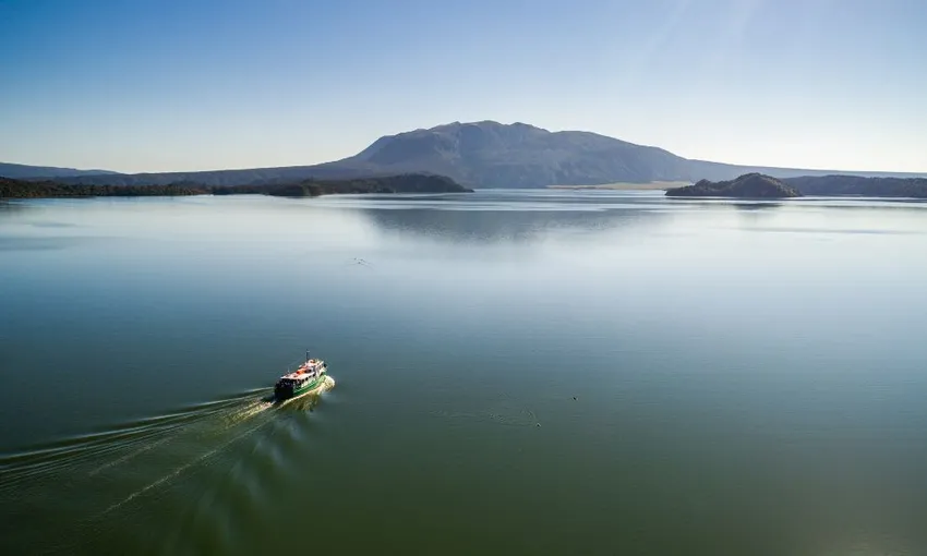 Lake Rotomahana Cruise with Geothermal Walk - 3.5 Hours