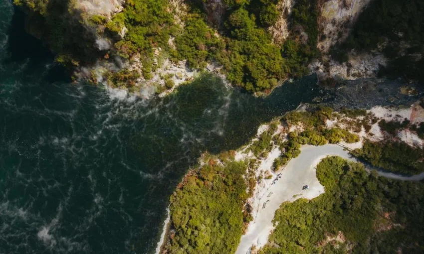 Lake Rotomahana Cruise with Geothermal Walk - 3.5 Hours