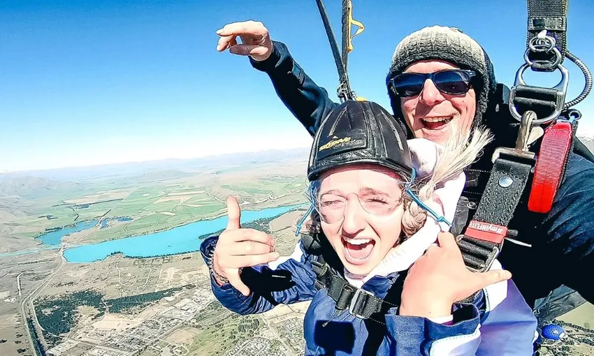 Skydive from 10,000ft and Scenic Flight, 3 Hours - Mt Cook