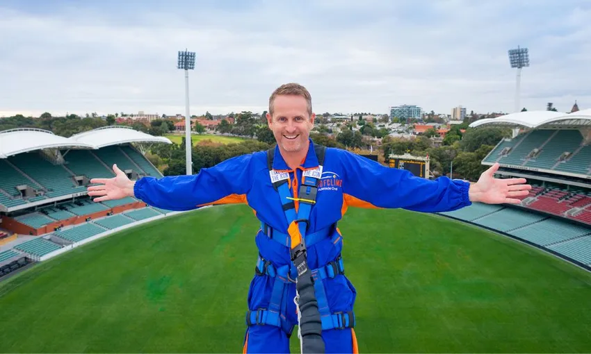 Daytime Roof Climb with Bonus Photo Pack - 2 Hours - Adelaide Oval