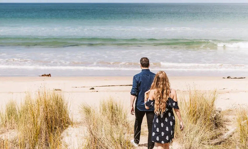 Great Ocean Road Sunsets, Wildlife and Beaches - from Melbourne | Experience Oz