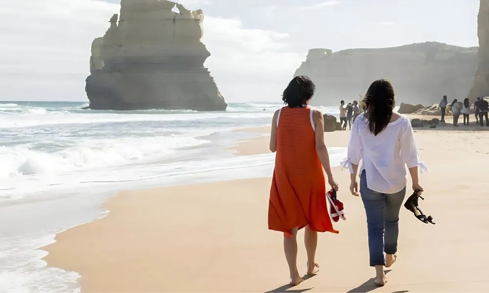 Great Ocean Road and Twelve Apostles Tour Full Day - Book Now | Experience Oz-4