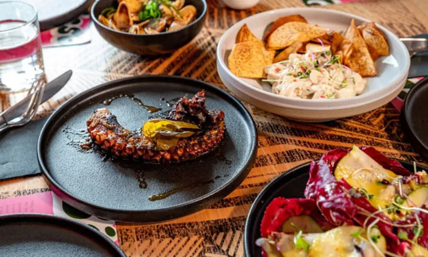Melbourne Foodie Culture Walking Tour - 4 Hours