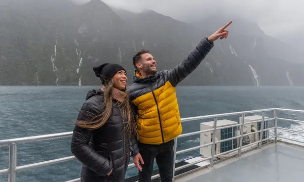 Milford Sound Small Group Day Tour with Cruise from Queenstown