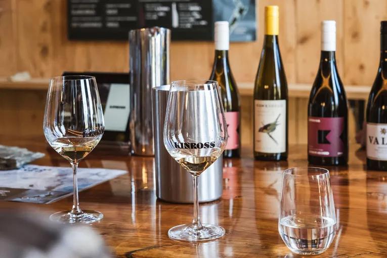 Queenstown Wine Sampler Tour - Book Now | Experience Oz