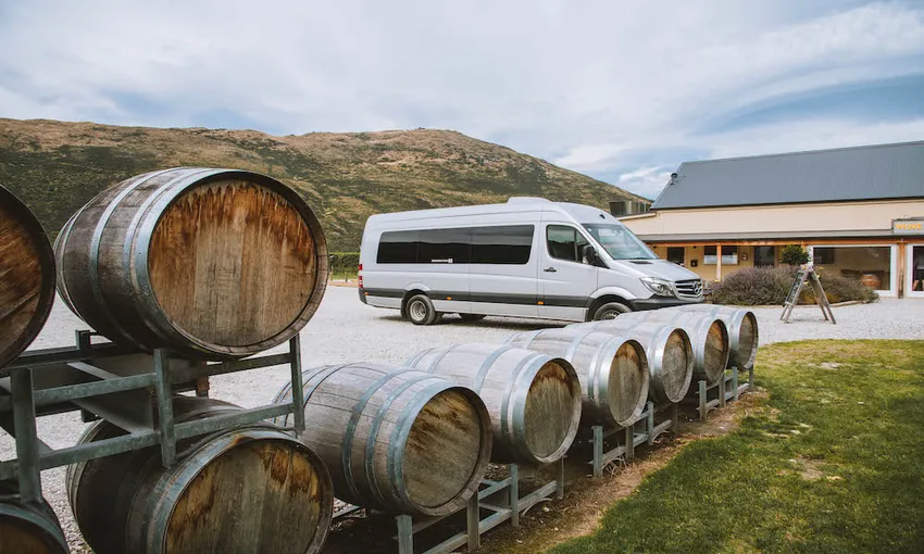 Half Day Wine and Craft Beer Tour from Queenstown | Experience Oz