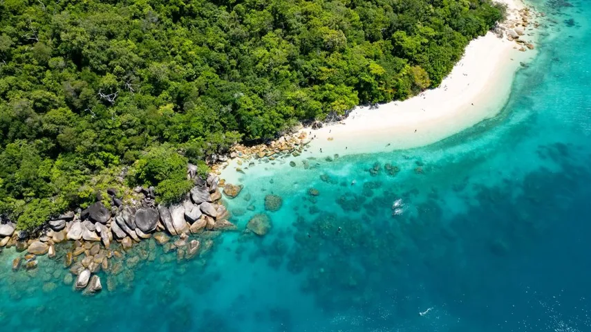 Fitzroy Island Value Package Experience - Book Now | Experience Oz