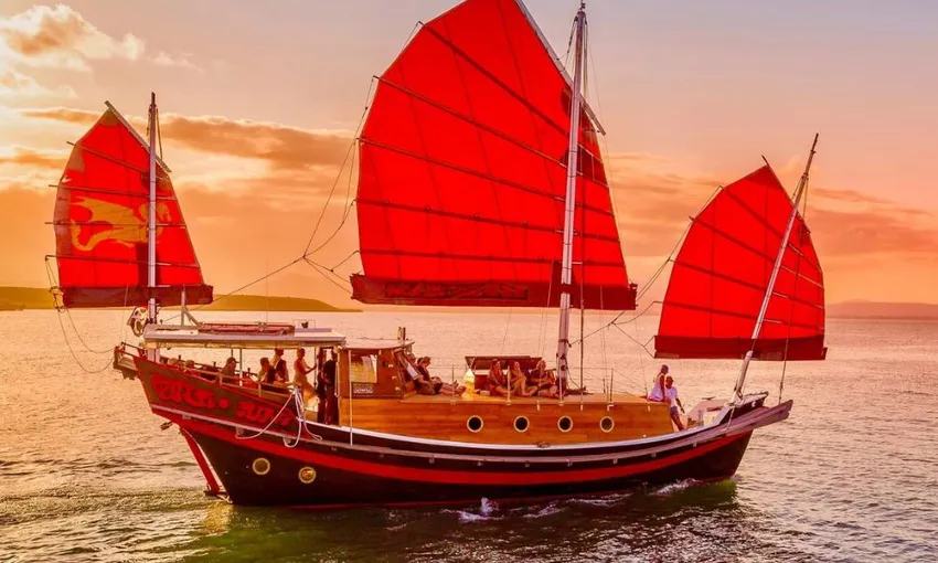 Shoalin Sunset Sail - Book Now | Experience Oz