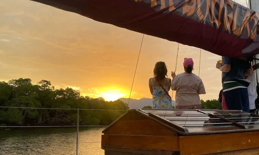 Shoalin Sunset Sail - Book Now | Experience Oz