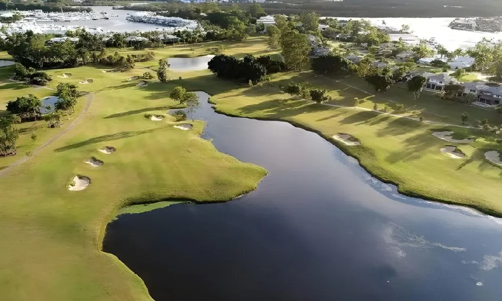 1 Night Stay & Play at Sanctuary Cove & Palms Golf Course-2