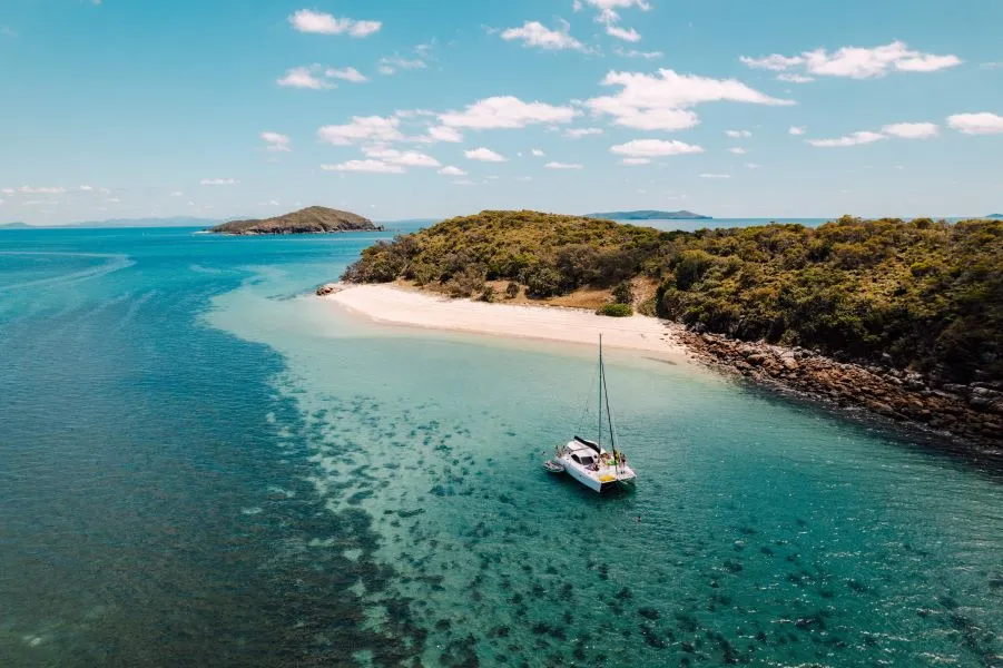 Yeppoon & Keppel Islands Full Day Sailing & Snorkelling Tour | Experience Oz-1