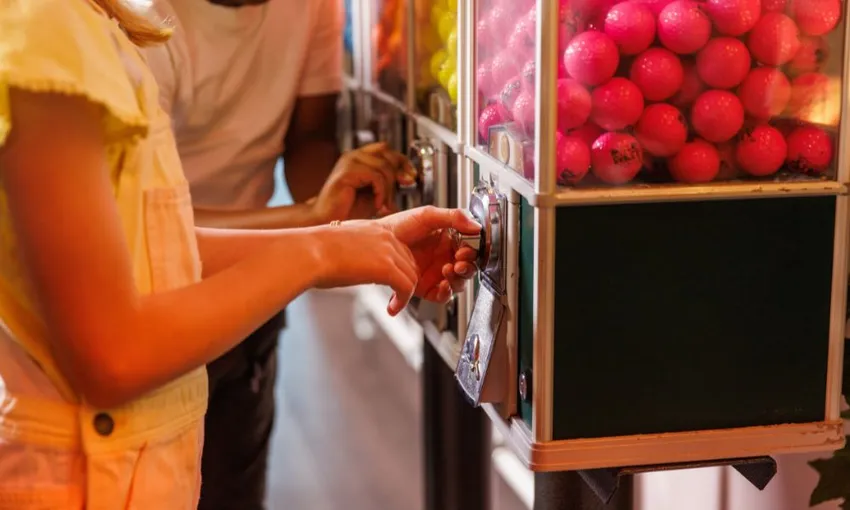 Holey Moley Mini Golf - Wollongong | Experience OZ
