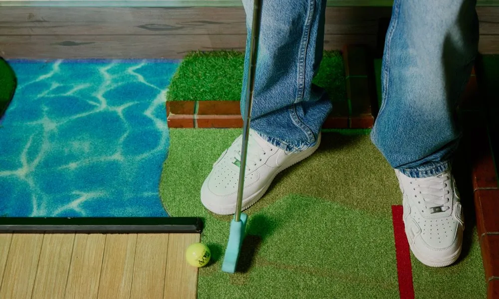 Holey Moley Mini Golf - Frankston | Experience Oz-2