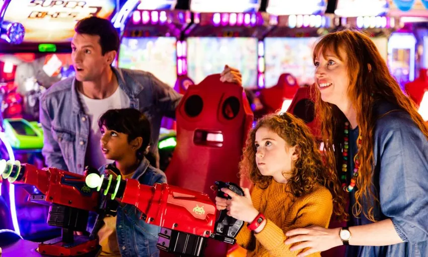 Archie Brothers Arcade Game Card and Bowling - Moorabbin | ExperienceOz