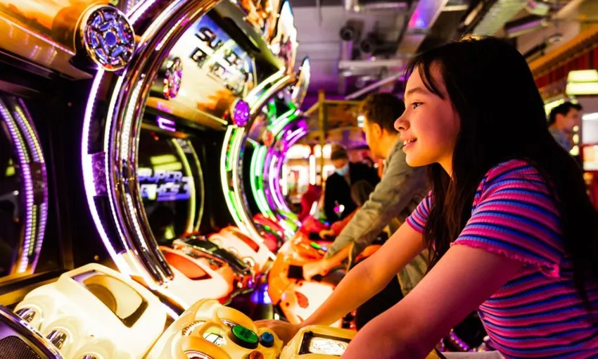 Archie Brothers Arcade Game Card and Bowling - Surfers Paradise | ExperienceOz