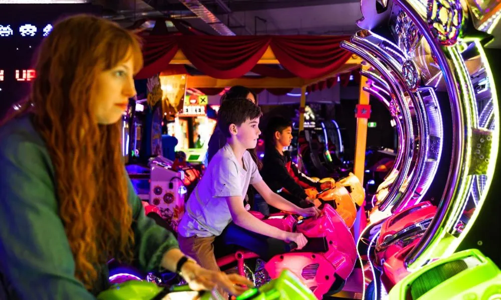 Alexandria Arcade and Bowling Experience | Experience Oz-1