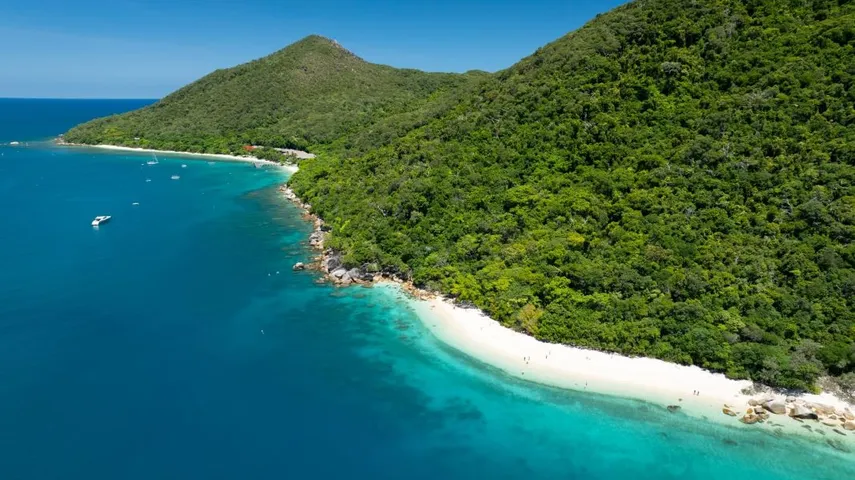 Fitzroy Island Combo Package with Lunch, Half Day - Cairns
