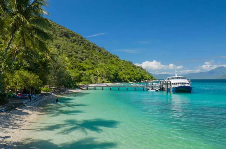 Fitzroy Island Combo Package with Lunch, Half Day - Cairns