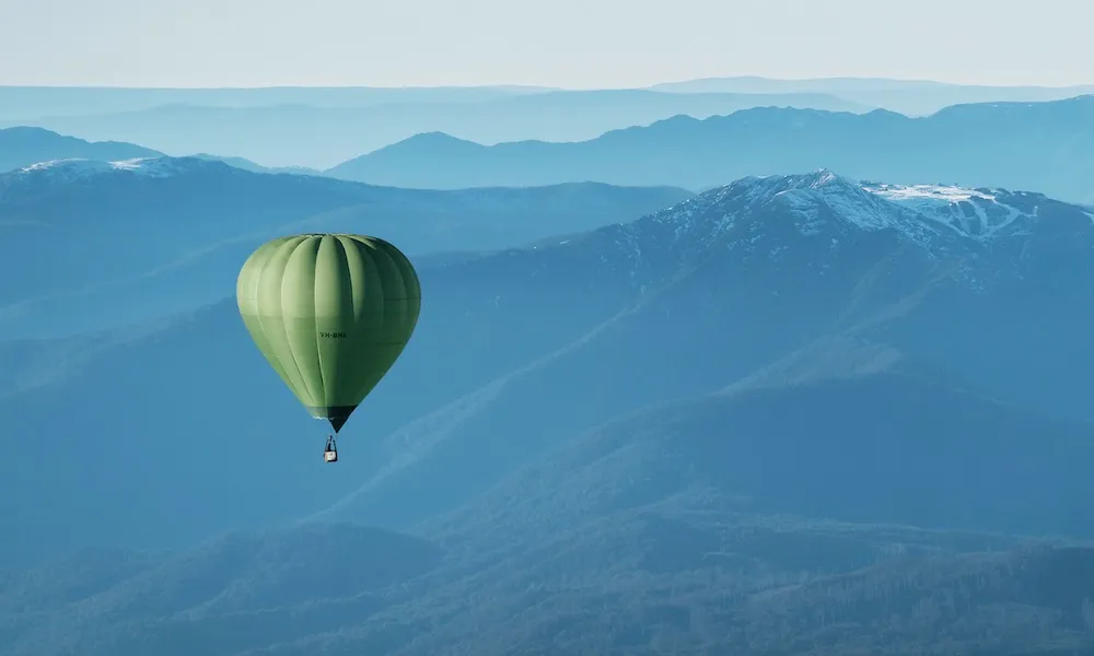 Victorian Alps Sunrise Hot Air Balloon Flight - Book Now | Experience Oz-1