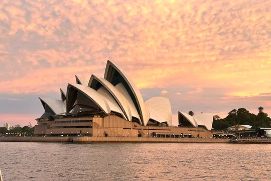 Golden Glow Sunset Sydney Harbour Cruise - 90 Minutes