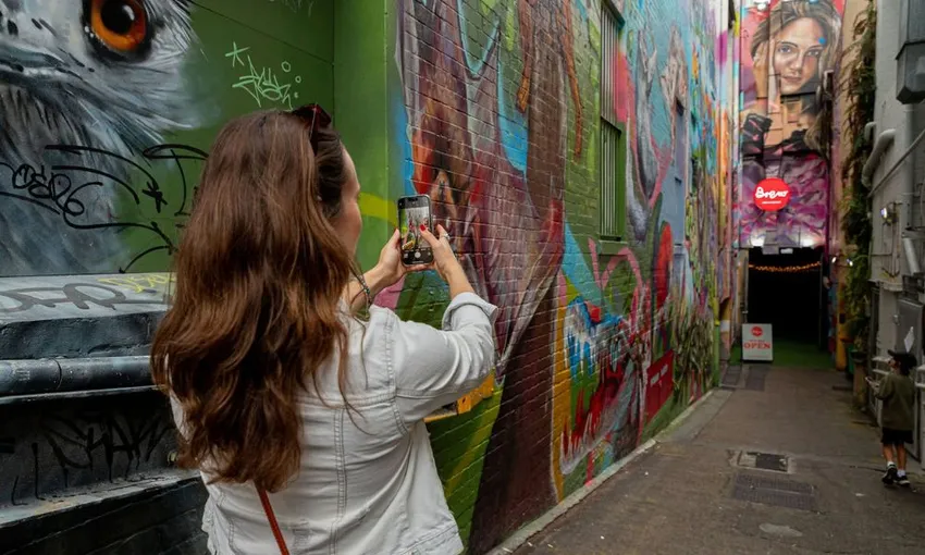 Brisbane Small Bars and Street Art Tour - 3 Hours | Experience Oz