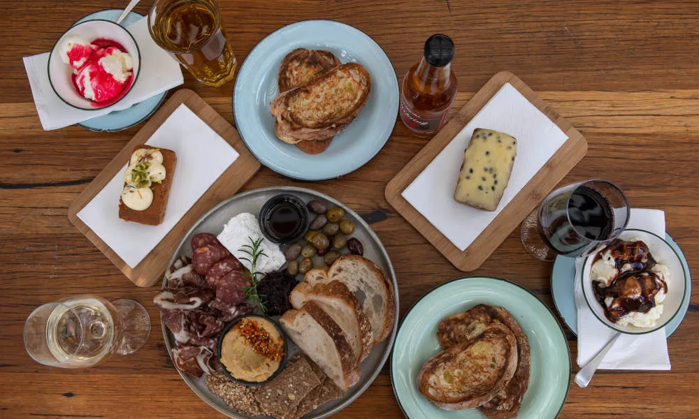 Arthurs Seat Eagle & Winery Lunch For 4 - Book Now | Experience Oz-2