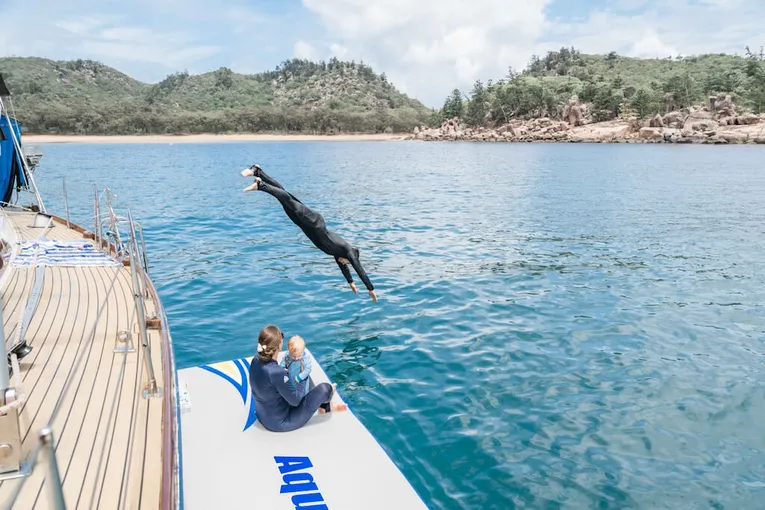All inclusive Lunchtime Sailing Cruise to Magnetic Island - Book Now | Experience Oz