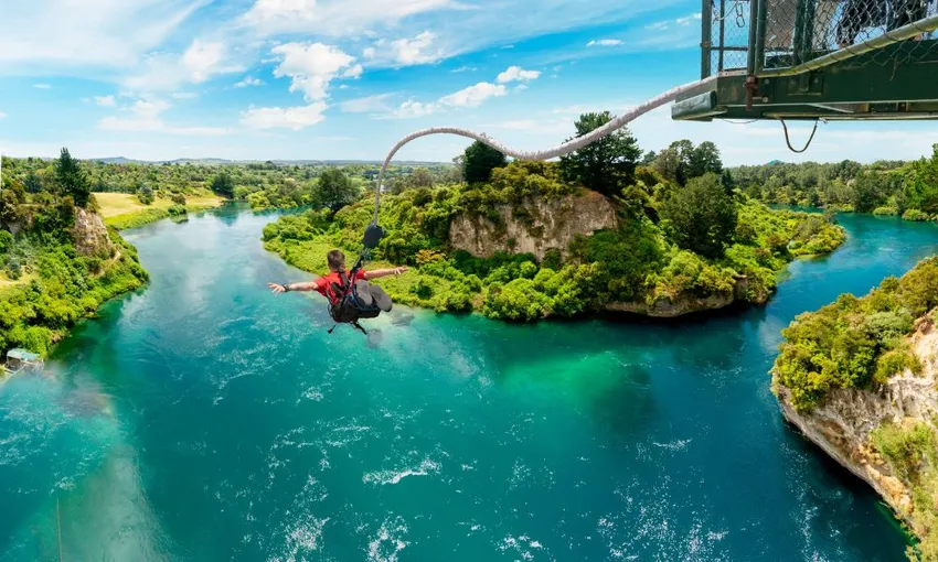 Taupo Bungy Jump and Giant Swing Combo | Experience Oz + NZ