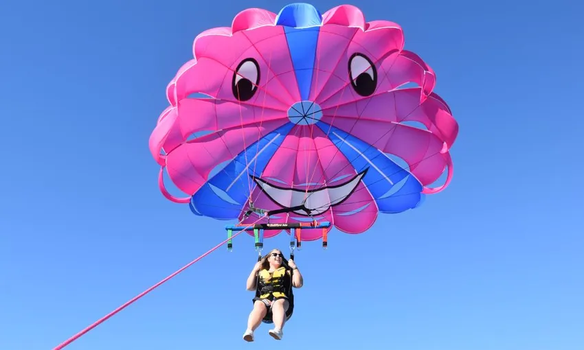 Gold Coast Parasail - Solo, Tandem and Triple