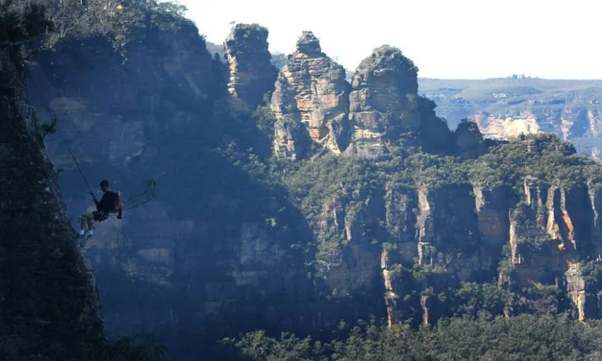 Blue Mountains Boars Head Abseiling -  Book Now | Experience Oz