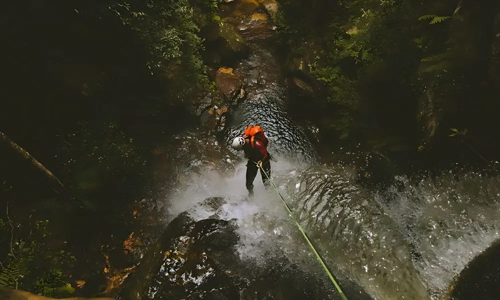 Blue Mountains Empress Canyoning Tour | Experience Oz-1