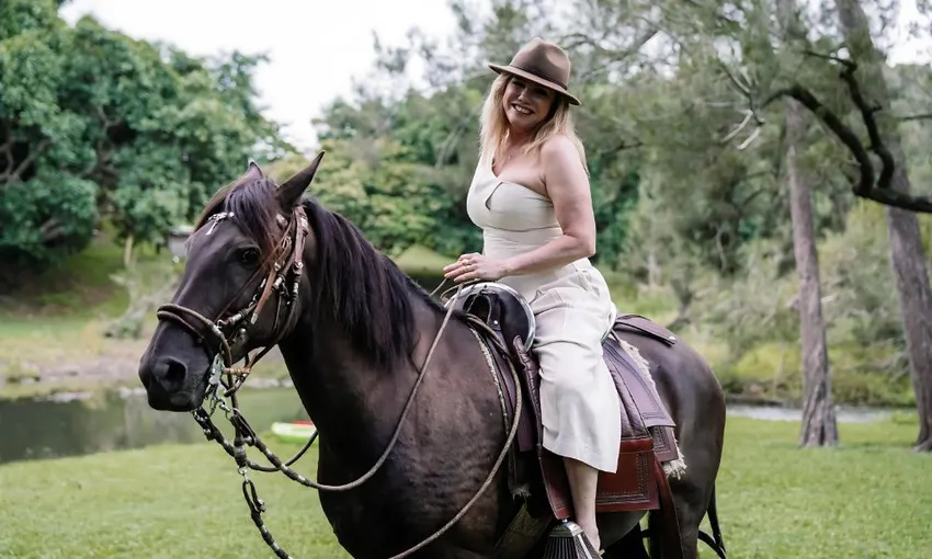 Peruvian Horse Riding Lesson, 30 Minutes - Mount Nathan