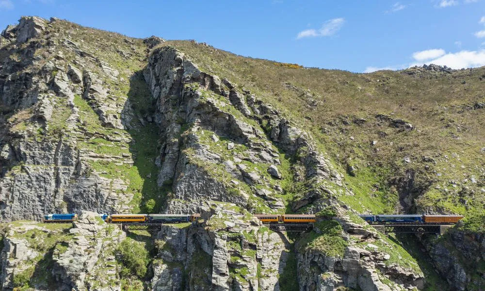 Scenic Railway Trip through Taieri Gorge from Dunedin | Experience Oz-3