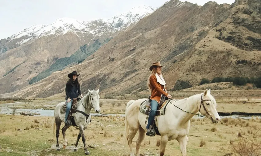 Moke Valley Horse Trek near Queenstown - 90 Minutes | ExperienceOz