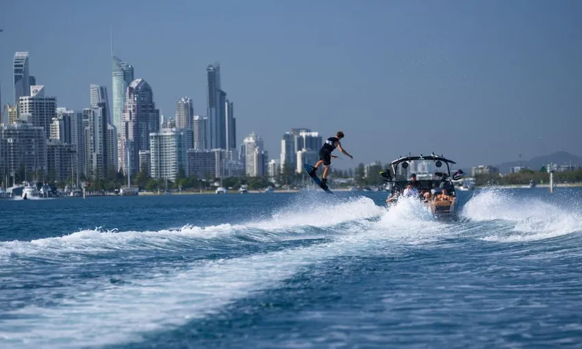 Gold Coast Wake Adventure with Lunch - Full Day | Experience Oz