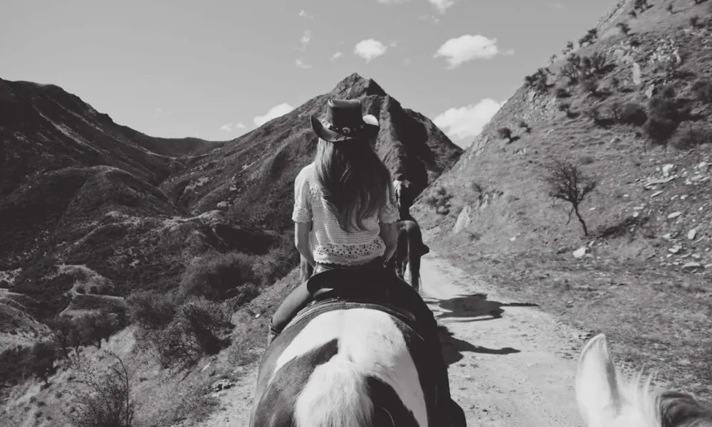 Gills Canyon Horse Trek near Queenstown - 2 Hours | ExperienceOz-2