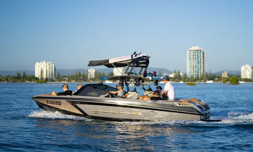 Private Gold Coast Wake & Surf Tour - Half Day | Experience Oz