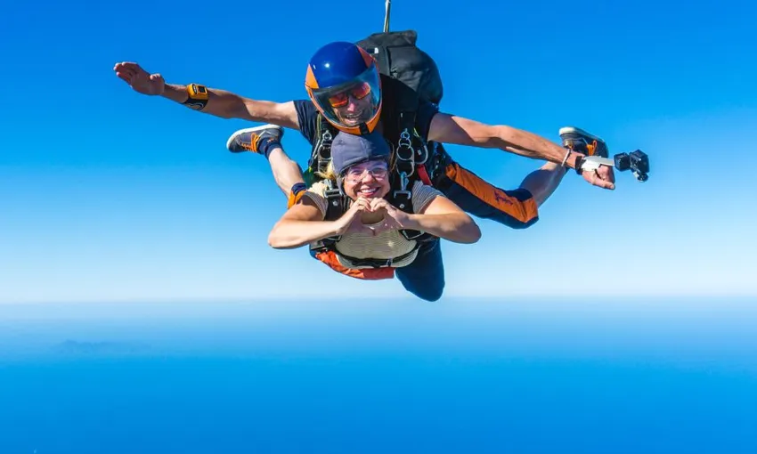 Mount Maunganui Peninsula 15,000ft Skydive | Experience Oz + NZ