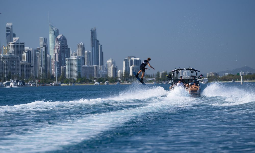 Wakeboarding or Wake Surfing, 30 Minutes - Gold Coast