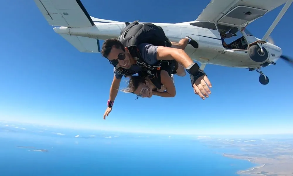 Airlie Beach 15, 000 ft Tandem Skydive - Book Now | Experience Oz + NZ-2