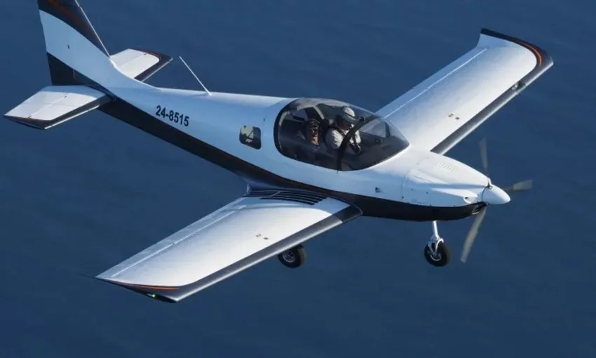 Learn To Fly Pilot Training in Caloundra - 1 Hour