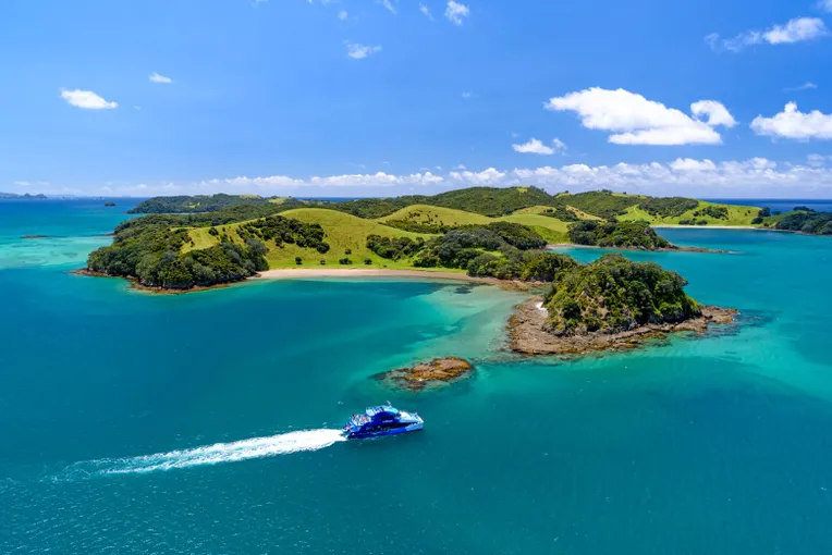 Bay of Islands Group Tour from Auckland | Experience Oz + NZ