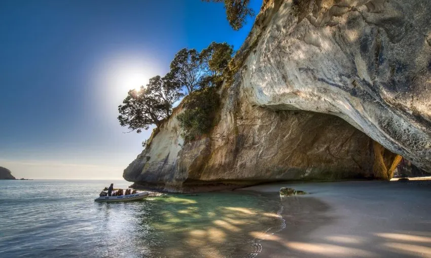 Coromandel Coastal Experience from Auckland | Experience Oz + NZ